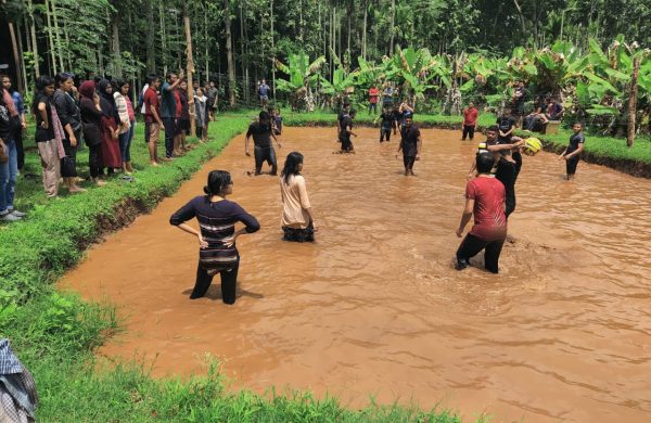 mud volleyball